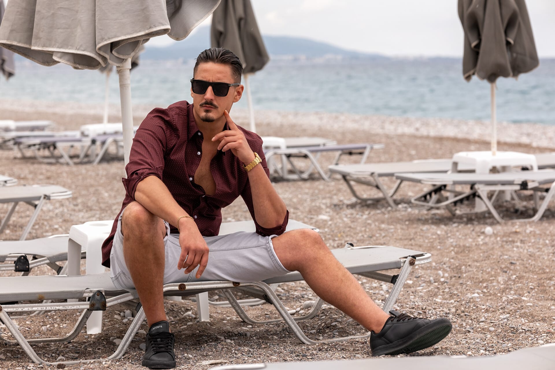 sesja portretowa mężczyzn plaża plenery